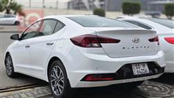 هیۆندای ئەلەنترا